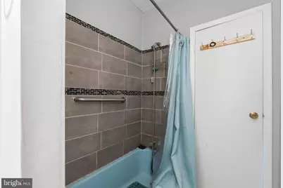 7056 Saybrook Avenue, Philadelphia, PA 19142 - Photo 14