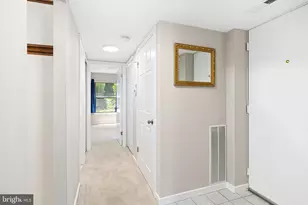 401 Shawmont Ave, Philadelphia, PA 19128 - Photo 8
