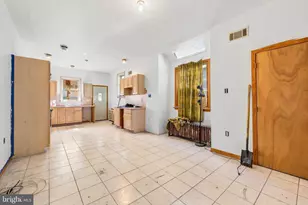 2127 S 16th St, Philadelphia, PA 19145 - Photo 4