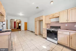 2127 S 16th St, Philadelphia, PA 19145 - Photo 6