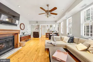 102 Church St, Philadelphia, PA 19106 - Photo 4