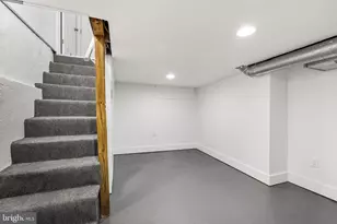 902 Emily St, Philadelphia, PA 19148 - Photo 22