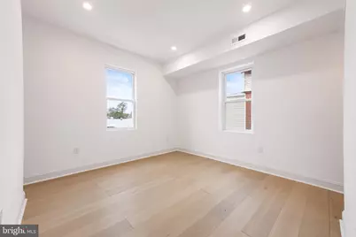 240 W Earlham Terrace, Philadelphia, PA 19144 - Photo 18
