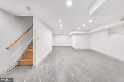 240 W Earlham Terrace, Philadelphia, PA 19144 - Photo 36