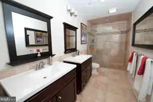 551 N Lawrence St, Philadelphia, PA 19123 - Photo 12