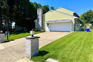 840 Welsh Rd, Philadelphia, PA 19115 - Photo 2