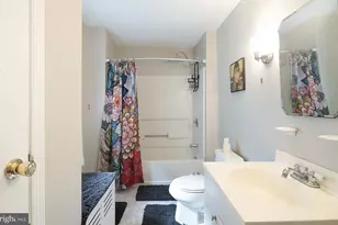 230 Hermitage St, Philadelphia, PA 19127 - Photo 14