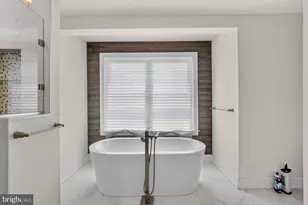 1259 S 19th St, Philadelphia, PA 19146 - Photo 32