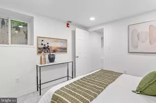 400 S 22nd St, Philadelphia, PA 19146 - Photo 14