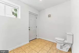 601 Watkins St, Philadelphia, PA 19148 - Photo 22