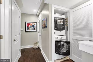 834 N 19th St, Philadelphia, PA 19130 - Photo 16
