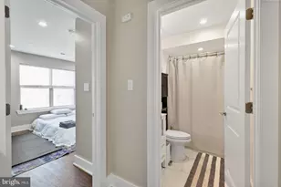 834 N 19th St, Philadelphia, PA 19130 - Photo 12
