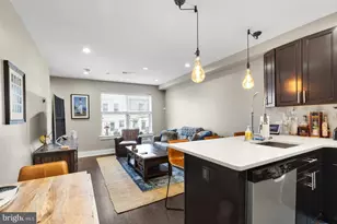 834 N 19th St, Philadelphia, PA 19130 - Photo 2
