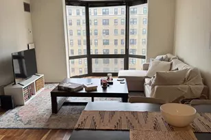 2020 Walnut St, Philadelphia, PA 19103 - Photo 4