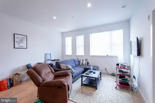 507 S 8th St, Philadelphia, PA 19147 - Photo 1