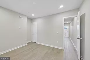 1933 E Albert St, Philadelphia, PA 19125 - Photo 14