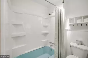 2414 Vista St, Philadelphia, PA 19152 - Photo 28
