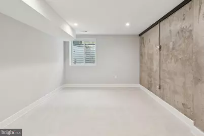 1518 S Bambrey Street, Philadelphia, PA 19146 - Photo 32