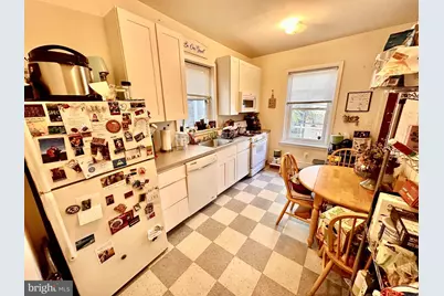 446 W Earlham Terrace, Philadelphia, PA 19144 - Photo 6