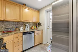 824 N Judson St, Philadelphia, PA 19130 - Photo 8
