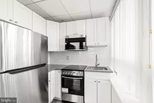 7040 Oxford Ave, Philadelphia, PA 19111 - Photo 36