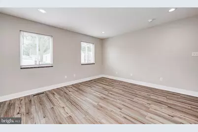 7040 Oxford Avenue #107, Philadelphia, PA 19111 - Photo 8