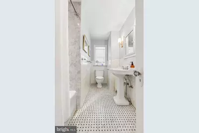 112 W Springfield Avenue, Philadelphia, PA 19118 - Photo 24
