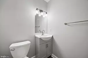 1221 Kater St, Philadelphia, PA 19147 - Photo 18