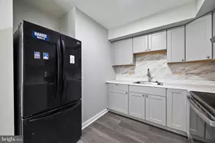 1221 Kater St, Philadelphia, PA 19147 - Photo 8