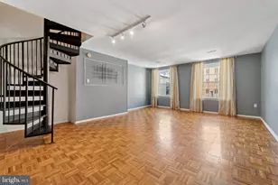 1029 Spruce St, Philadelphia, PA 19107 - Photo 14