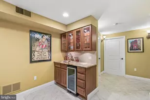 919 S 6th St, Philadelphia, PA 19147 - Photo 40