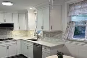1025 Friendship St, Philadelphia, PA 19111 - Photo 6