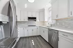 1025 Friendship St, Philadelphia, PA 19111 - Photo 8