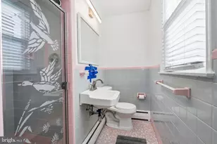 1025 Friendship St, Philadelphia, PA 19111 - Photo 18