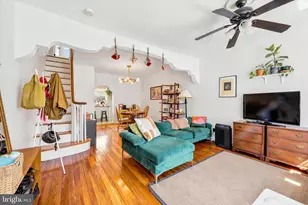 1612 S Camac St, Philadelphia, PA 19148 - Photo 2