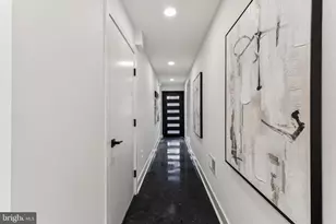 739 N Capitol St, Philadelphia, PA 19130 - Photo 28