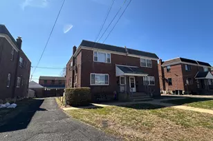 1914 Solly Ave, Philadelphia, PA 19152 - Photo 2
