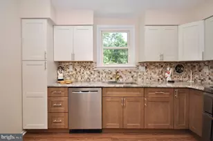 15155 Milford St, Philadelphia, PA 19116 - Photo 12