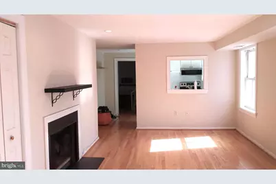 2043 Mount Vernon Street #4, Philadelphia, PA 19130 - Photo 4