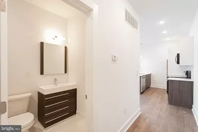 2623 Christian Street #UNIT 304, Philadelphia, PA 19146 - Photo 4