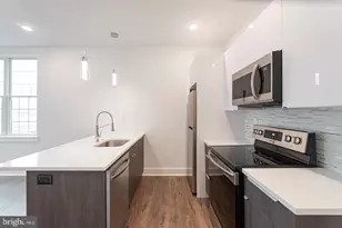 2623 Christian St, Philadelphia, PA 19146 - Photo 2
