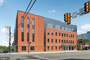 813 Broad Street N, Philadelphia, PA 19123 - Photo 2