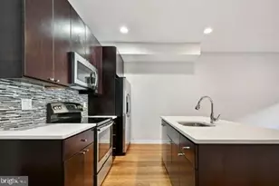 837 N 16th St, Philadelphia, PA 19130 - Photo 10
