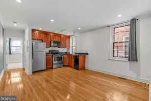1910 Fairmount Ave, Philadelphia, PA 19130 - Photo 2