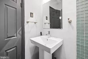 1513 E Montgomery Ave, Philadelphia, PA 19125 - Photo 20