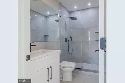 769 S 10th Street #4A, Philadelphia, PA 19147 - Photo 8