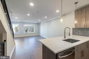 1702 N Gratz St, Philadelphia, PA 19121 - Photo 8