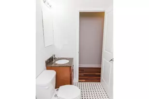 931 N 19th St, Philadelphia, PA 19130 - Photo 12