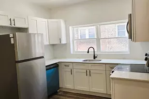 1632 S Lindenwood St, Philadelphia, PA 19143 - Photo 2