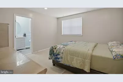 8906 Sylvia Lane, Philadelphia, PA 19115 - Photo 14